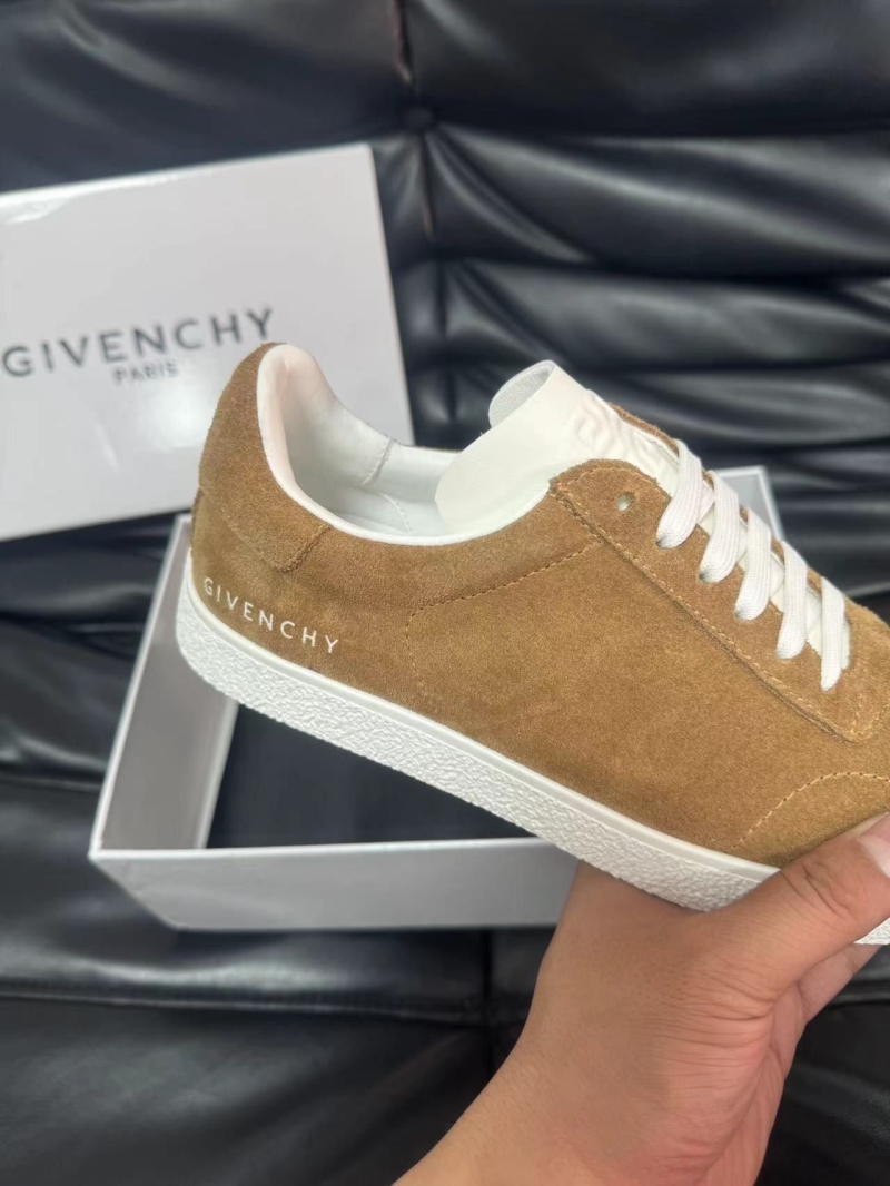 Givenchy Sneakers